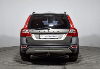 Подержанный автомобиль Volvo XC70 2008 года (6 фото)