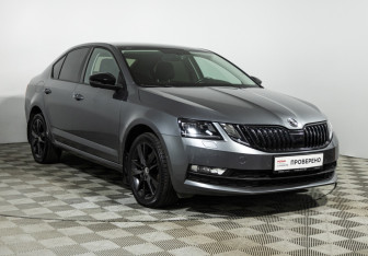 Подержанный автомобиль Skoda Octavia Liftback 2017 года (3 фото)