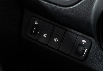 Подержанный автомобиль Kia Rio Sedan 2013 года (15 фото)