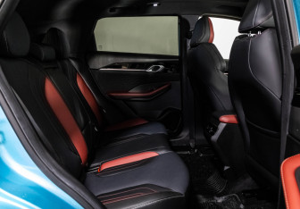 Подержанный автомобиль Geely Coolray 2024 года (30 фото)