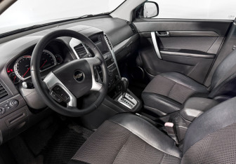 Подержанный автомобиль Chevrolet Captiva 2007 года (9 фото)