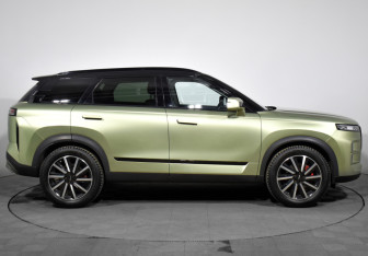 Подержанный автомобиль Jaecoo J7 2023 года (4 фото)