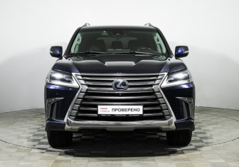 Подержанный автомобиль Lexus LX 2015 года (2 фото)