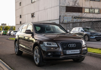 Подержанный автомобиль Audi Q5 2015 года (5 фото)