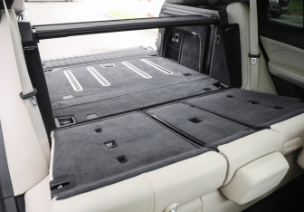 Подержанный автомобиль BMW X5 2021 года (35 фото)