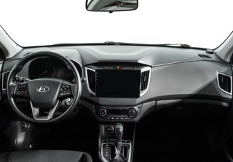 Подержанный автомобиль Hyundai Creta 2020 года (13 фото)