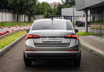 Подержанный автомобиль Skoda Rapid Liftback 2020 года (7 фото)