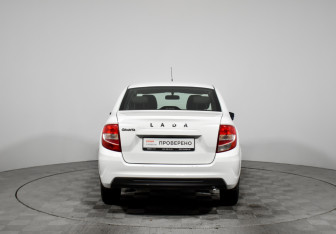 Подержанный автомобиль LADA (ВАЗ) Granta Sedan 2022 года (7 фото)