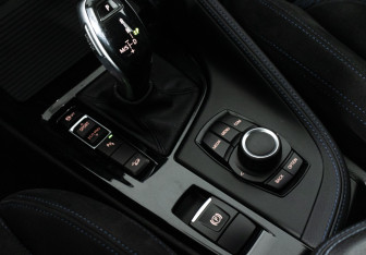 Подержанный автомобиль BMW X1 2018 года (17 фото)