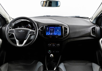 Подержанный автомобиль LADA (ВАЗ) XRAY 2018 года (10 фото)