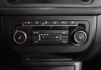 Подержанный автомобиль Volkswagen Tiguan 2014 года (15 фото)