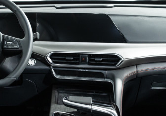 Подержанный автомобиль Changan UNI-T 2023 года (14 фото)