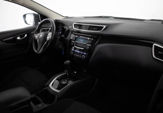 Подержанный автомобиль Nissan Qashqai 2017 года (17 фото)