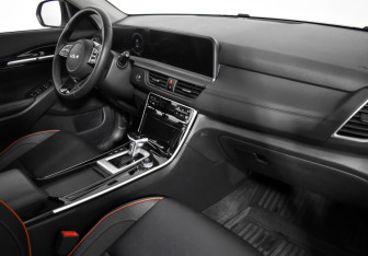 Подержанный автомобиль Kia Seltos 2024 года (13 фото)