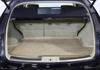 Подержанный автомобиль Infiniti FX 2012 года (36 фото)