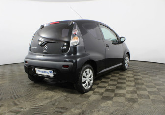 Подержанный автомобиль Citroen C1 2010 года (6 фото)