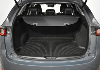 Подержанный автомобиль Mazda CX-5 2020 года (19 фото)