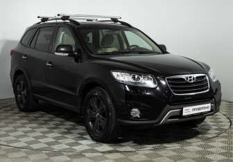 Подержанный автомобиль Hyundai Santa Fe 2011 года (3 фото)