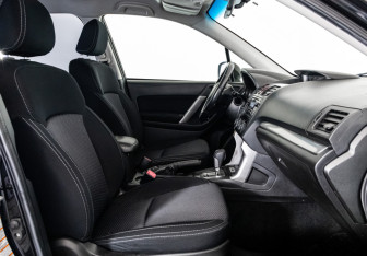 Подержанный автомобиль Subaru Forester Suv 2013 года (21 фото)