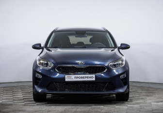 Подержанный автомобиль Kia Ceed Wagon 2019 года (2 фото)