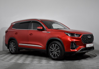 Подержанный автомобиль Chery Tiggo 8 Pro 2022 года (3 фото)