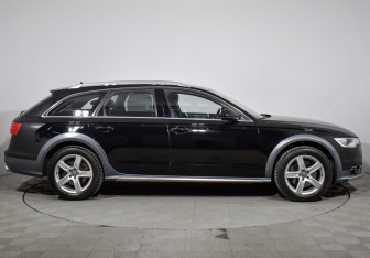 Подержанный автомобиль Audi A6 allroad 2013 года (4 фото)