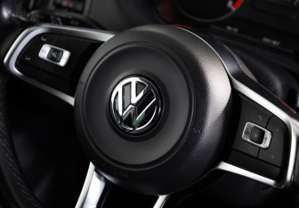 Подержанный автомобиль Volkswagen Polo Sedan 2018 года (12 фото)