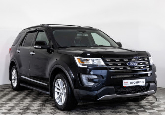 Подержанный автомобиль Ford Explorer 2017 года (3 фото)