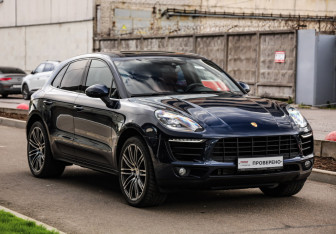 Подержанный автомобиль Porsche Macan 2016 года (5 фото)