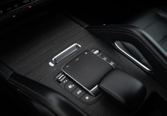 Подержанный автомобиль Mercedes-Benz GLE 2019 года (27 фото)