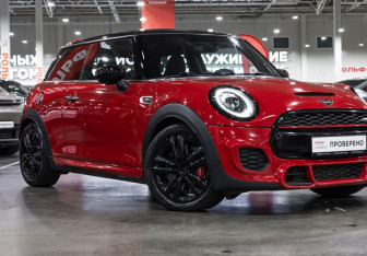 Подержанный автомобиль MINI Hatch 2019 года (6 фото)