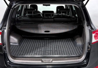 Подержанный автомобиль Hyundai Santa Fe 2011 года (20 фото)