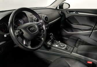 Подержанный автомобиль Audi A3 Hatchback 2014 года (9 фото)