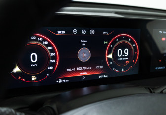 Подержанный автомобиль Exeed TXL 2022 года (12 фото)