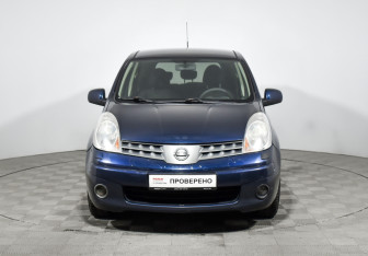 Подержанный автомобиль Nissan Note 2007 года (2 фото)