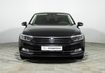 Подержанный автомобиль Volkswagen Passat Sedan 2017 года (2 фото)