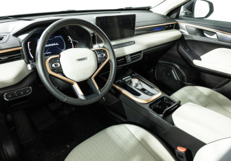 Подержанный автомобиль Haval Jolion 2024 года (11 фото)