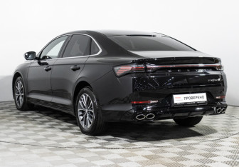 Подержанный автомобиль Geely Preface 2024 года (7 фото)