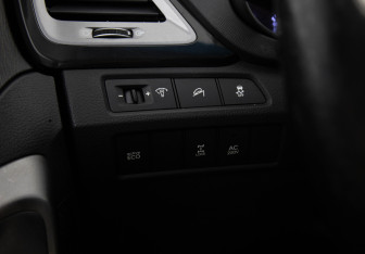 Подержанный автомобиль Hyundai Santa Fe 2014 года (19 фото)