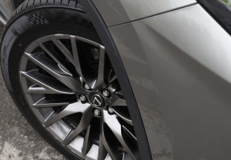 Подержанный автомобиль Lexus RX 2018 года (9 фото)