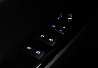 Подержанный автомобиль Toyota Camry Sedan 2019 года (18 фото)