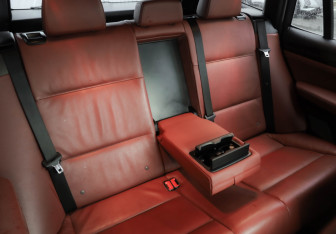 Подержанный автомобиль BMW X3 2012 года (30 фото)