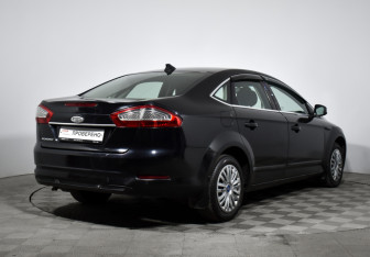 Подержанный автомобиль Ford Mondeo Sedan 2014 года (5 фото)