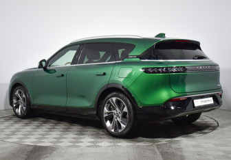 Подержанный автомобиль Voyah Free 2023 года (7 фото)