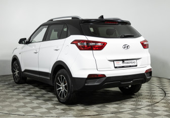 Подержанный автомобиль Hyundai Creta 2021 года (7 фото)