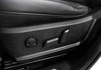 Подержанный автомобиль Haval F7 2022 года (17 фото)