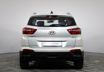 Подержанный автомобиль Hyundai Creta 2017 года (6 фото)