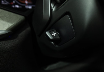 Подержанный автомобиль BMW X7 2019 года (25 фото)