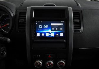 Подержанный автомобиль Nissan X-Trail 2010 года (16 фото)