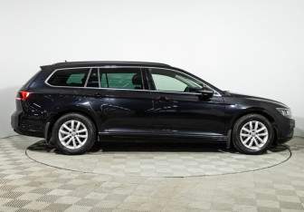 Подержанный автомобиль Volkswagen Passat Wagon 2019 года (4 фото)